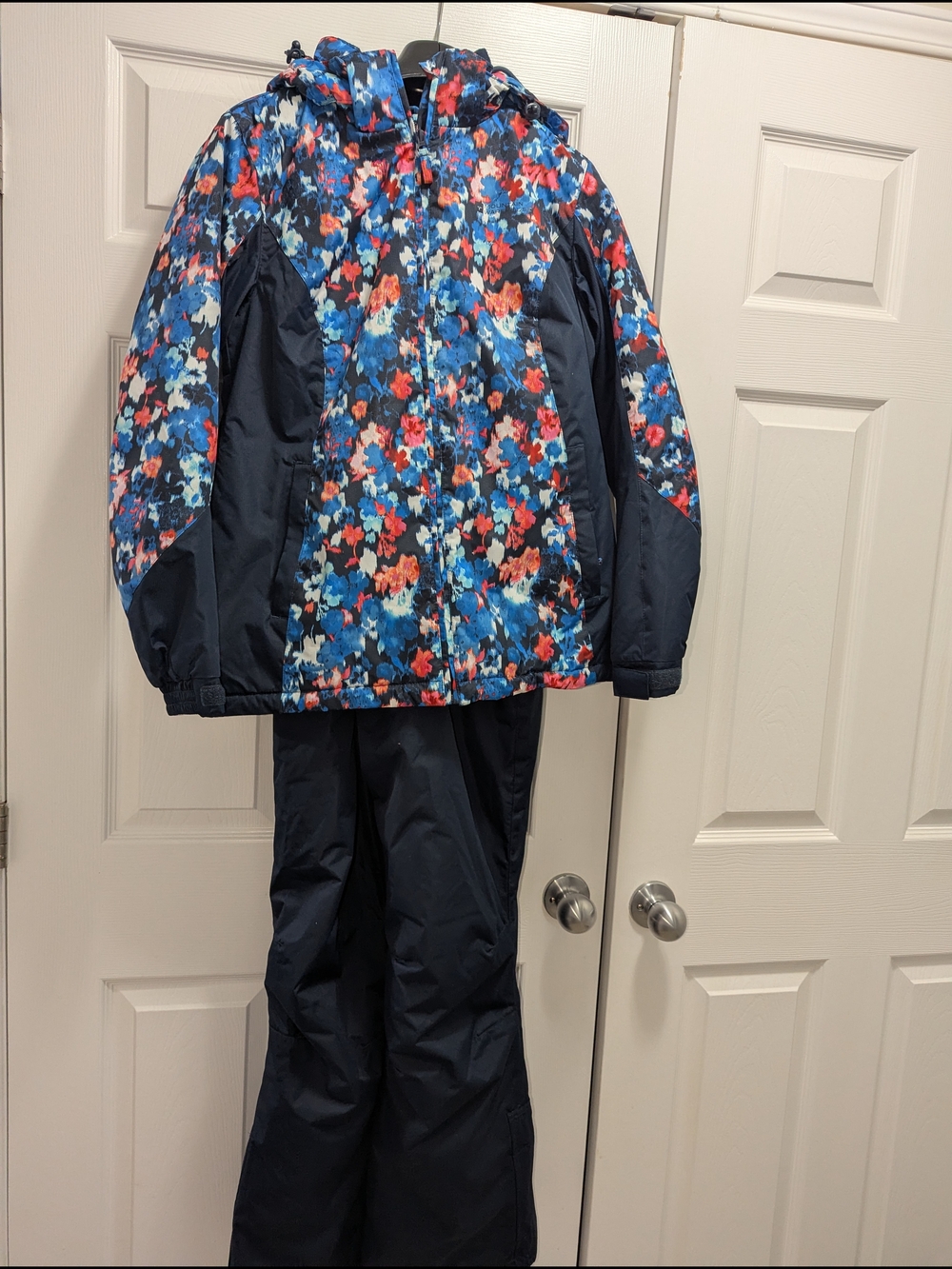 Floral Blue Women's Winter Jacket and Pants Set